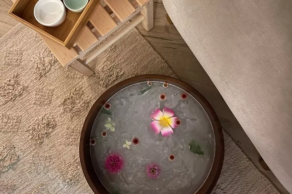 Milky Foot & Head Spa